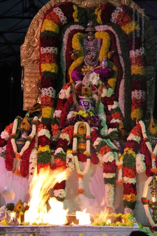 01-AvanthiHoma-Pictures_Photo_1005_IMG_3467_CMP_WM