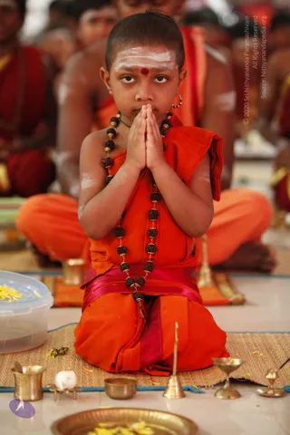 03-Nithya-Satsang_Photo_1001__MG_6732_CMP_WM