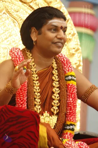 03-Nithya-Satsang_Photo_1015__MG_6818_CMP_WM