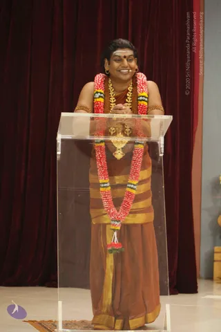 03-Nithya-Satsang_Photo_1020__MG_6827_CMP_WM