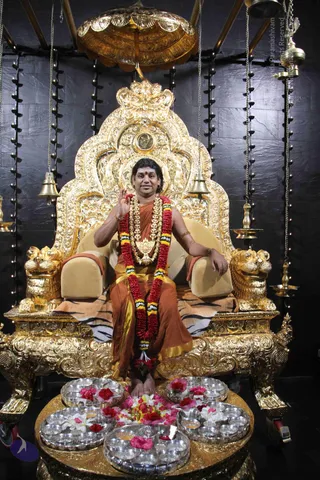 2-Pada-Puja_Photo_1001_IMG_7626_CMP_WM