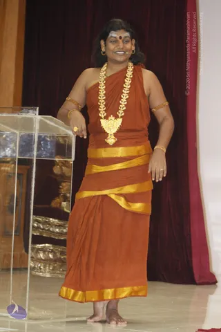 3-Satsang_Photo_1017__MG_7670_CMP_WM