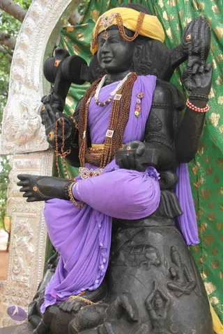 4-Temple_Photo_1015_IMG_7721_CMP_WM