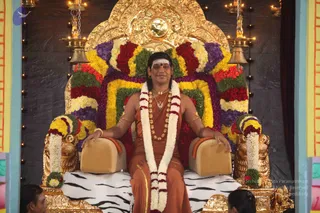 03-Pada-Puja_Photo_1002_IMG_1971_CMP_WM