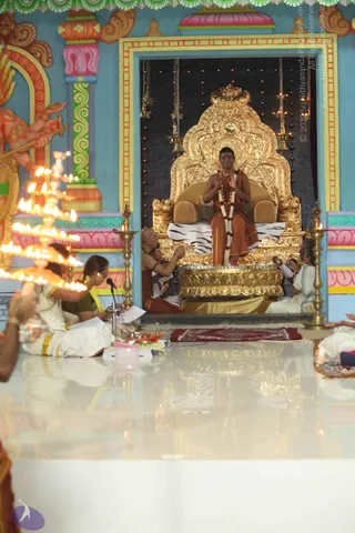01-MorningSatsang_Photo_1015_IMG_1422_CMP_WM