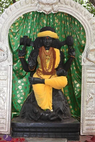 1-TempleTour-Padapuja-MorningMessages_Photo_1017_IM3F9B~1