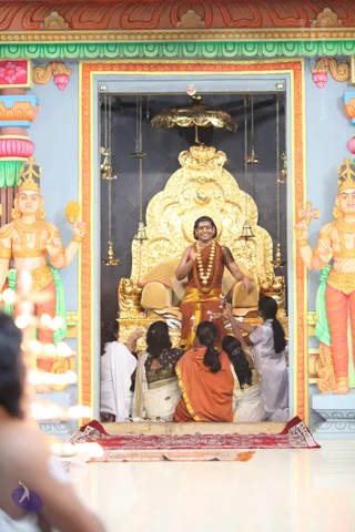 1-TempleTour-Padapuja-MorningMessages_Photo_1018_IM4242~1