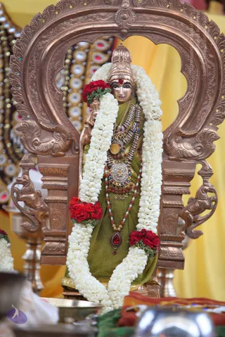 1-TempleTour-Padapuja-MorningMessages_Photo_1040_IM91BF~1