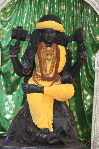 1-TempleTour-Padapuja-MorningMessages_Photo_1050_IMB407~1