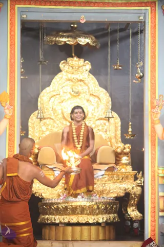 1-TempleTour-Padapuja-MorningMessages_Photo_1054_IMC835~1