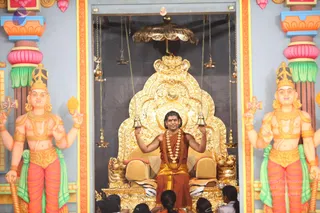1-TempleTour-Padapuja-MorningMessages_Photo_1056_IMCA3E~1