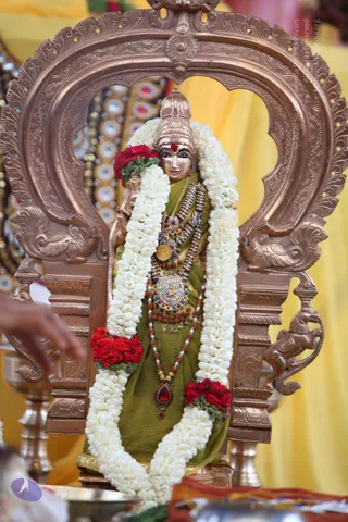 1-TempleTour-Padapuja-MorningMessages_Photo_1072_IMG_81~3