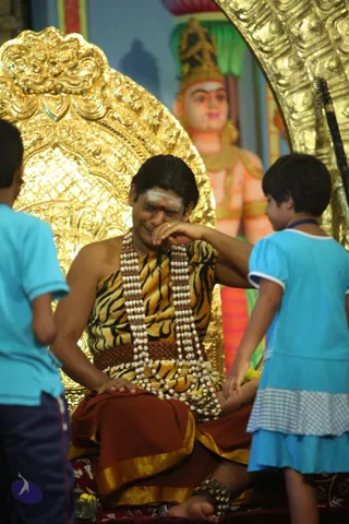 3-KalaBhairavaDarshan_Photo_1008_IMG_8552_CMP_WM