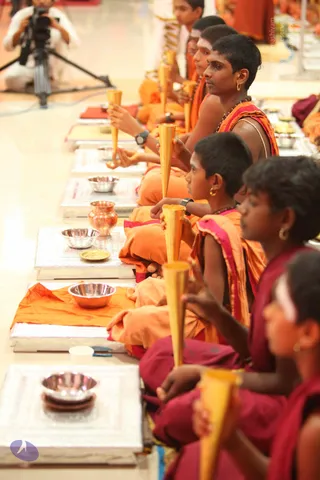2-Rudram-Chanting_Photo_1007_IMG_9369_CMP_WM