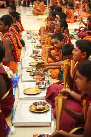 2-Rudram-Chanting_Photo_1022_Nithyananda_Swami-20-05-13-31_CMP_WM