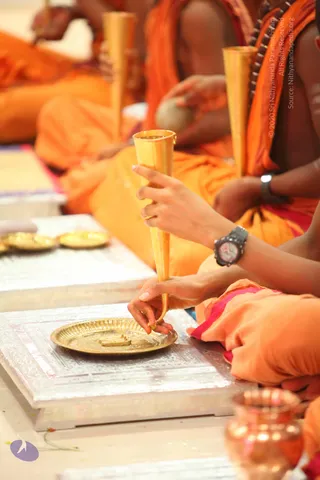 2-Rudram-Chanting_Photo_1023_Nithyananda_Swami-20-05-13-32_CMP_WM