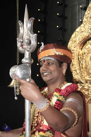 1-PADA-PUJA_Photo_1008_IMG_8743_CMP_WM