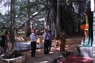 14-Navarathri-Devi-Pranapratishta-Temple-Guests-Doctors_Photo_1014_IMG_5087_CMP_WM