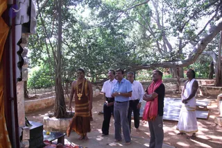 14-Navarathri-Devi-Pranapratishta-Temple-Guests-Doctors_Photo_1020_IMG_5093_CMP_WM