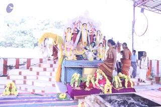 14-Navarathri-Devi-Pranapratishta-Temple-Guests-Doctors_Photo_1025_IMG_5098_CMP_WM