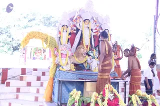 14-Navarathri-Devi-Pranapratishta-Temple-Guests-Doctors_Photo_1026_IMG_5099_CMP_WM