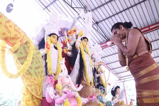 14-Navarathri-Devi-Pranapratishta-Temple-Guests-Doctors_Photo_1034_IMG_5107_CMP_WM