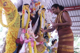 14-Navarathri-Devi-Pranapratishta-Temple-Guests-Doctors_Photo_1050_IMG_5123_CMP_WM