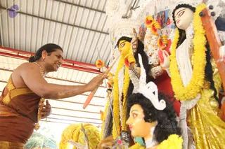 14-Navarathri-Devi-Pranapratishta-Temple-Guests-Doctors_Photo_1103_IMG_5176_CMP_WM