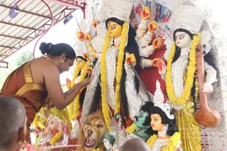 14-Navarathri-Devi-Pranapratishta-Temple-Guests-Doctors_Photo_1117_IMG_5197_CMP_WM