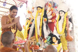 14-Navarathri-Devi-Pranapratishta-Temple-Guests-Doctors_Photo_1127_IMG_5207_CMP_WM