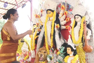 14-Navarathri-Devi-Pranapratishta-Temple-Guests-Doctors_Photo_1164_IMG_5247_CMP_WM
