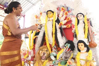 14-Navarathri-Devi-Pranapratishta-Temple-Guests-Doctors_Photo_1171_IMG_5254_CMP_WM