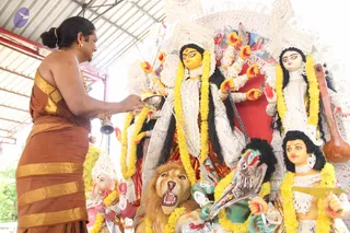 14-Navarathri-Devi-Pranapratishta-Temple-Guests-Doctors_Photo_1177_IMG_5260_CMP_WM