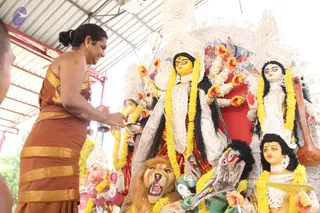 14-Navarathri-Devi-Pranapratishta-Temple-Guests-Doctors_Photo_1181_IMG_5264_CMP_WM