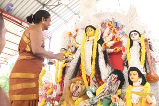 14-Navarathri-Devi-Pranapratishta-Temple-Guests-Doctors_Photo_1182_IMG_5265_CMP_WM