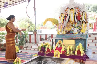 14-Navarathri-Devi-Pranapratishta-Temple-Guests-Doctors_Photo_1209_IMG_5292_CMP_WM