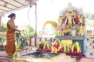 14-Navarathri-Devi-Pranapratishta-Temple-Guests-Doctors_Photo_1210_IMG_5293_CMP_WM