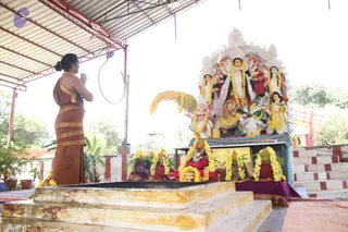 14-Navarathri-Devi-Pranapratishta-Temple-Guests-Doctors_Photo_1214_IMG_5297_CMP_WM