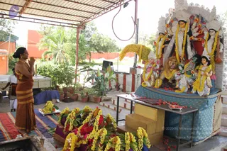 14-Navarathri-Devi-Pranapratishta-Temple-Guests-Doctors_Photo_1221_IMG_5304_CMP_WM