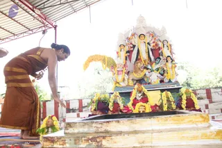 14-Navarathri-Devi-Pranapratishta-Temple-Guests-Doctors_Photo_1241_IMG_5324_CMP_WM