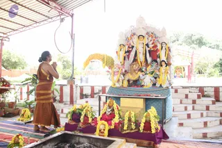 14-Navarathri-Devi-Pranapratishta-Temple-Guests-Doctors_Photo_1248_IMG_5331_CMP_WM