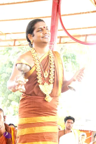 14-Navarathri-Devi-Pranapratishta-Temple-Guests-Doctors_Photo_1267_IMG_5350_CMP_WM