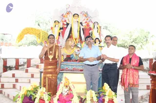 15-Navarathri-Durga-HDH-Guest-Doctors-Blessing_Photo_1030_IMG_5388_CMP_WM