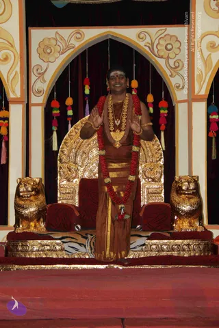 17-Navaratri-Darbar_Photo_1001_IMG_5397_CMP_WM