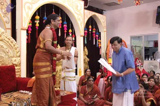 17-Navaratri-Darbar_Photo_1039_IMG_5438_CMP_WM