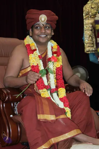 2-Pada-Puja-and-Kalpataru-Darshan_Photo_1006_IMG_0019_CMP_WM