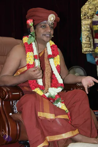 2-Pada-Puja-and-Kalpataru-Darshan_Photo_1008_IMG_0023_CMP_WM