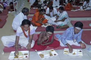 2-Gurukul-Teamily-Dinner-with-HDH_Photo_1006__MG_8804_Compressed_WM