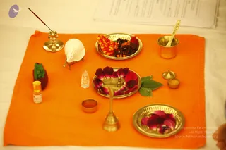 2014-01jan-17th-nithyananda-diary-haridwar-ia_MG_6552-20140117-112315-paduka-puja-by-devotees_CMP_WM