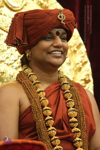 02-NITHYA-SATSANG_Photo_1031_IMG_1257_CMP_WM